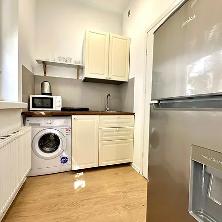 21 Apartament *